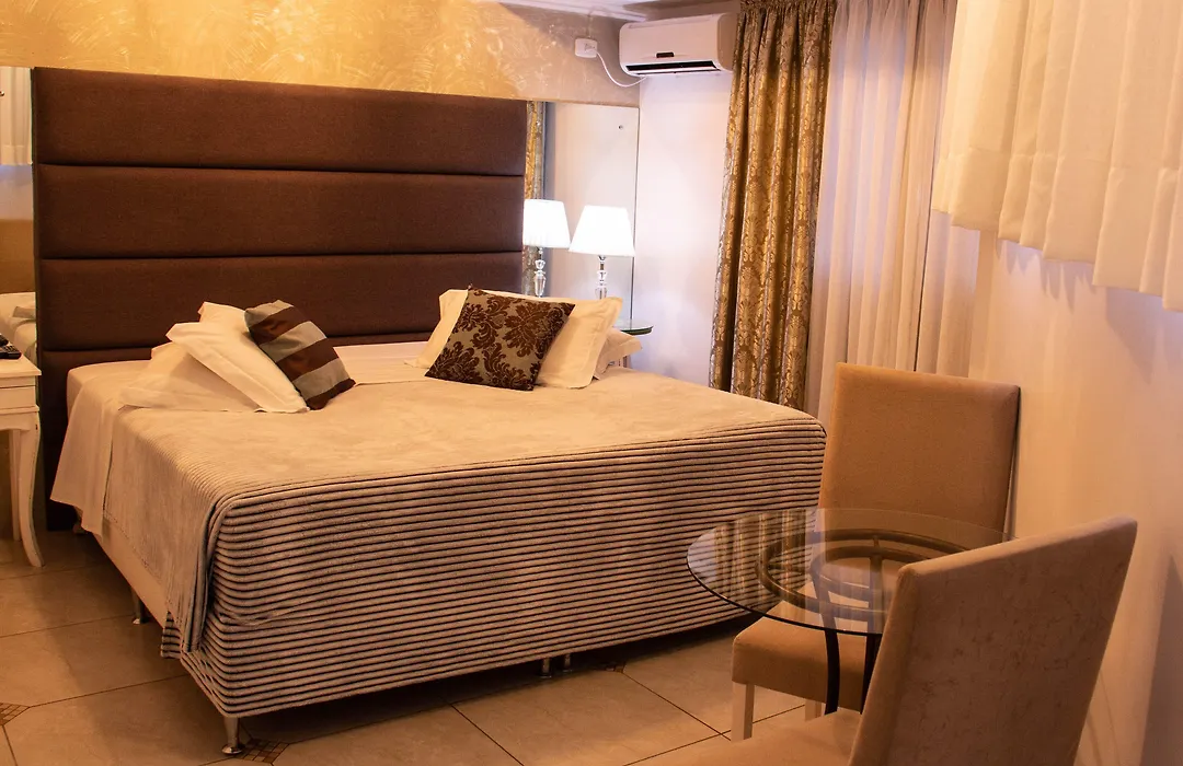 Hotel Imigrantes-1
